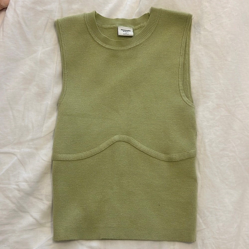 Abercrombie top